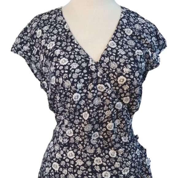 NWT J.CREW MERCANTILE| Floral Faux Wrap Mini Dress - Picture 6 of 15
